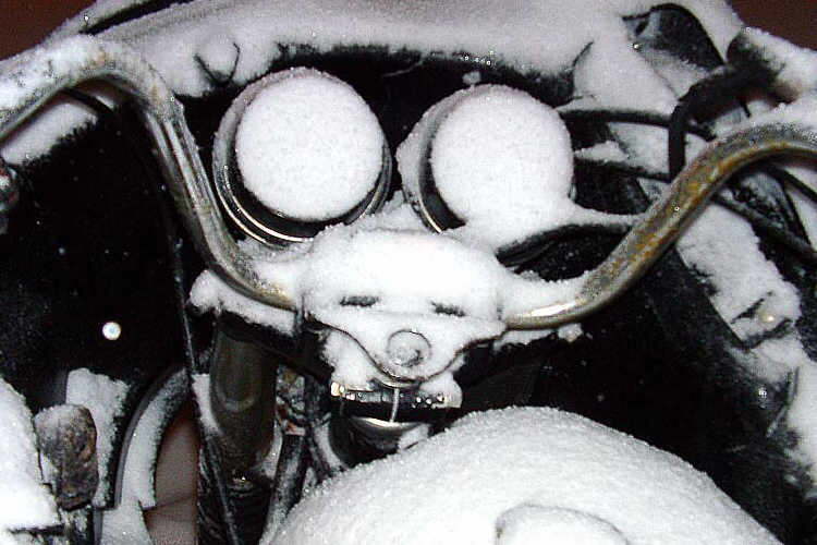 Looks like outdoor winter storage for this Honda 750/4.